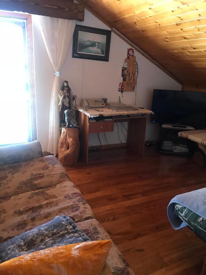 Apartman Nadia Karlobag Bagian luar foto