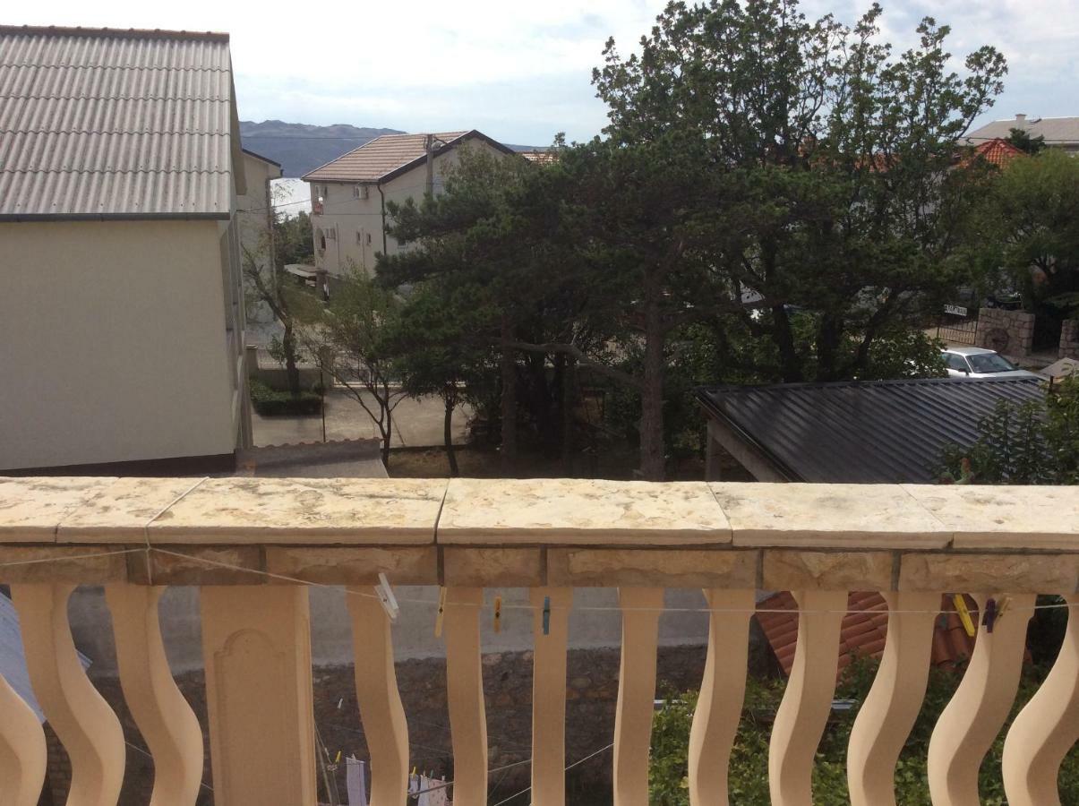 Apartman Nadia Karlobag Bagian luar foto